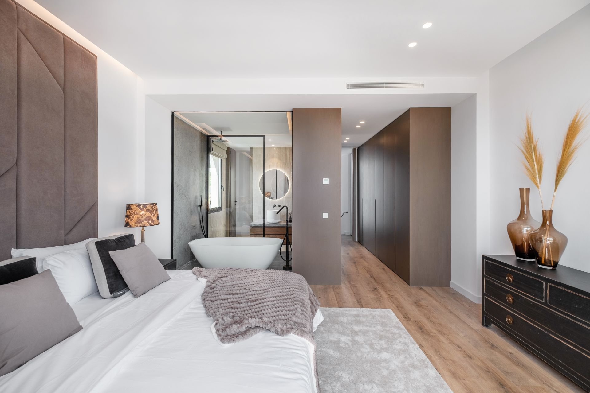 Beautifully renovated villa in Paraiso Alto