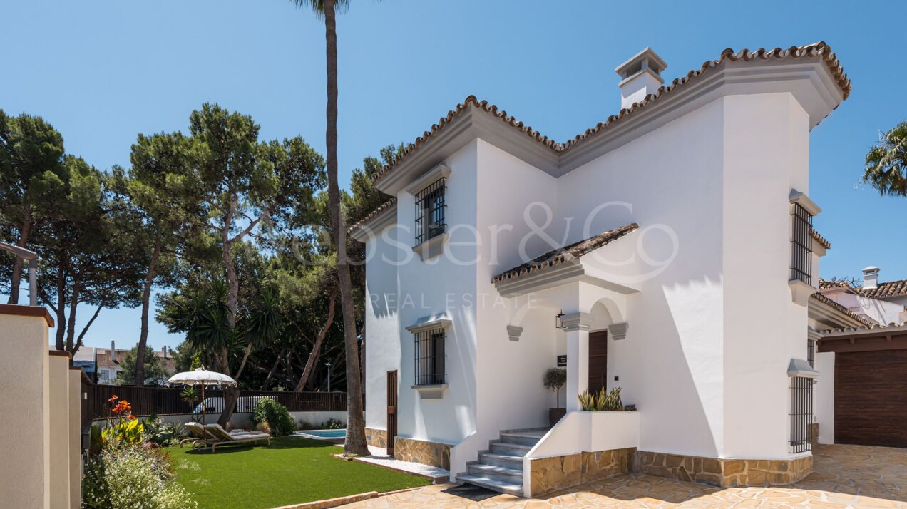 Casa Los Momentos - Classic Home in Nueva Andalucía