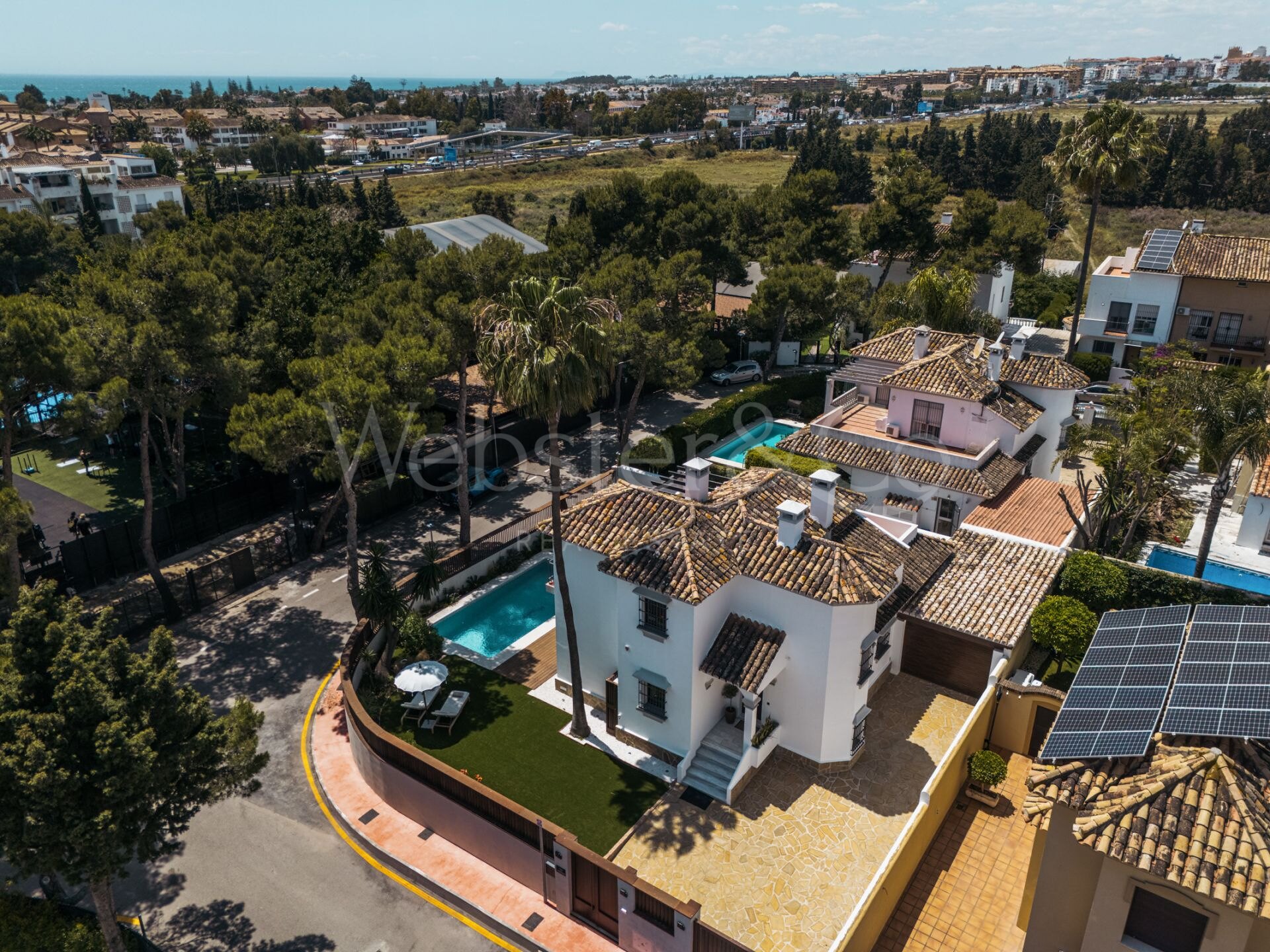 Casa Los Momentos – Hogar Clásica, Nueva Andalucía