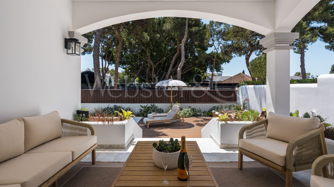 Casa Los Momentos - Classic Home in Nueva Andalucía