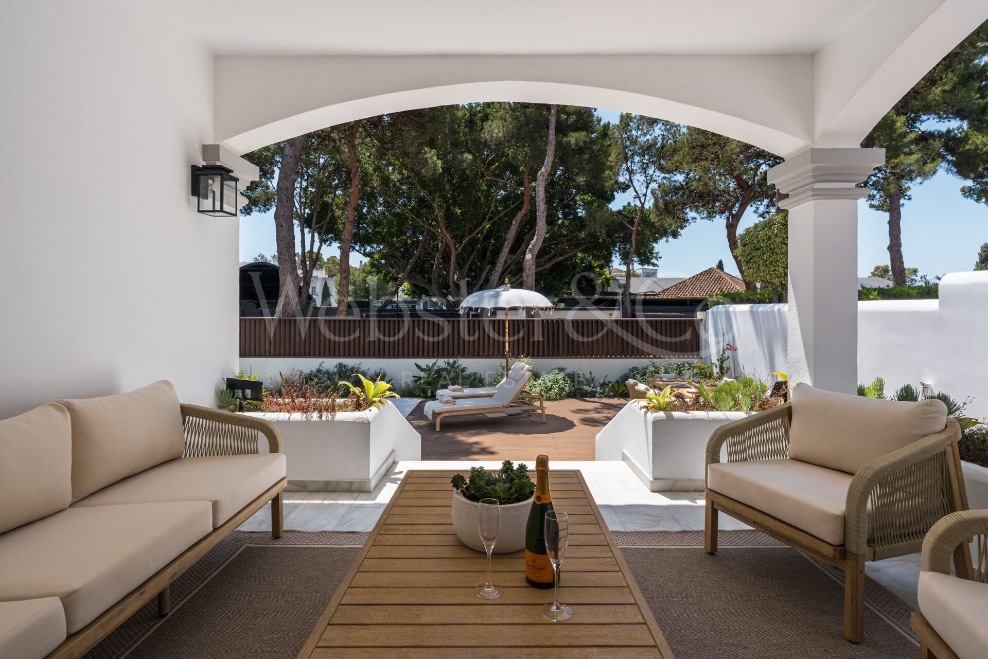 Casa Los Momentos – Hogar Clásica, Nueva Andalucía