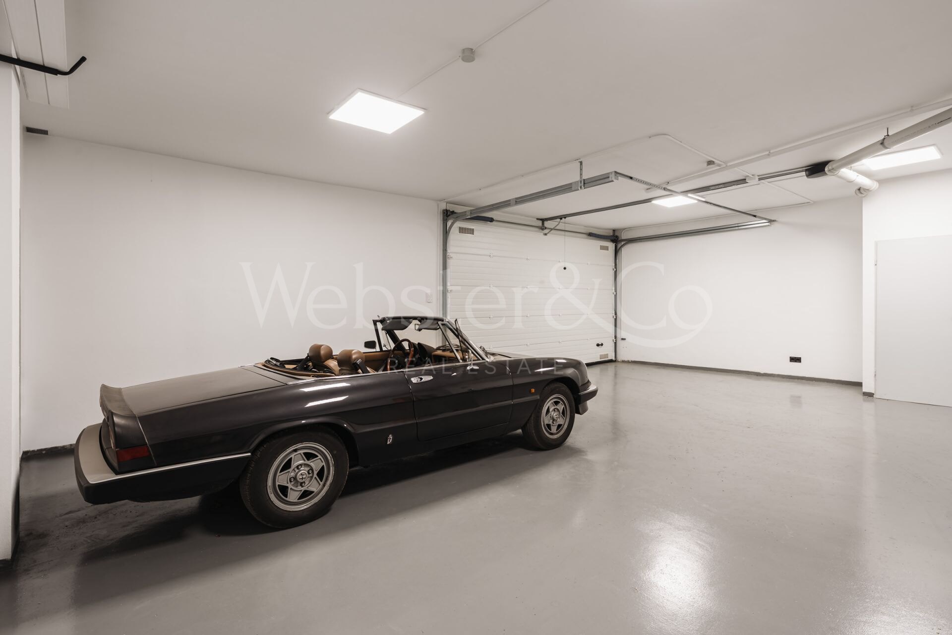 Villa Andrea - Golf Front Home in Elviria