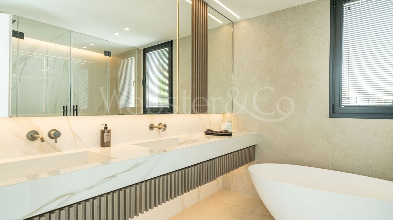 Villa Atenas - Luxury & Comfort, Nueva Andalucia