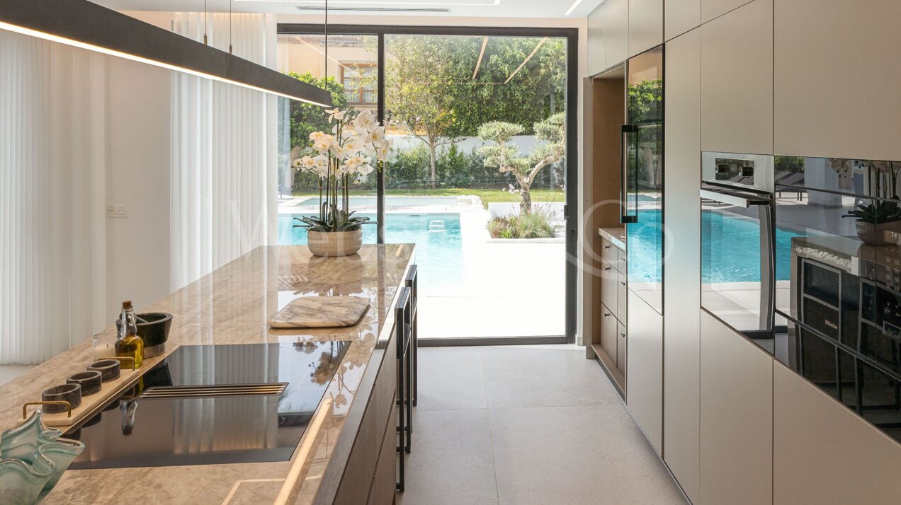 Villa Atenas - Luxury & Comfort, Nueva Andalucia