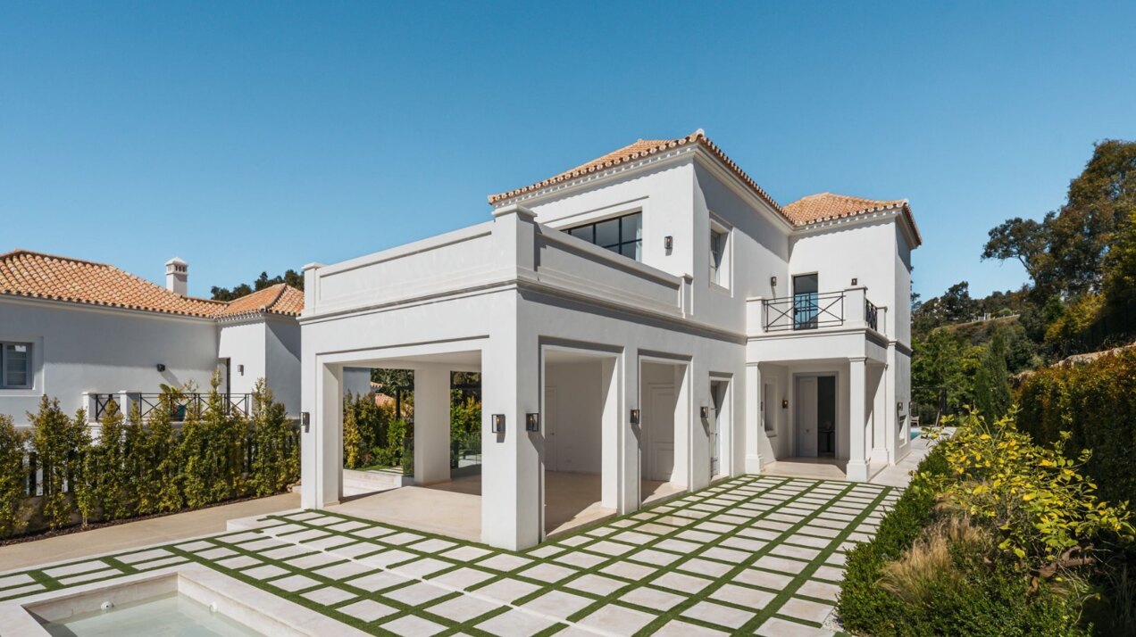Timeless French elegance meets Mediterranean class