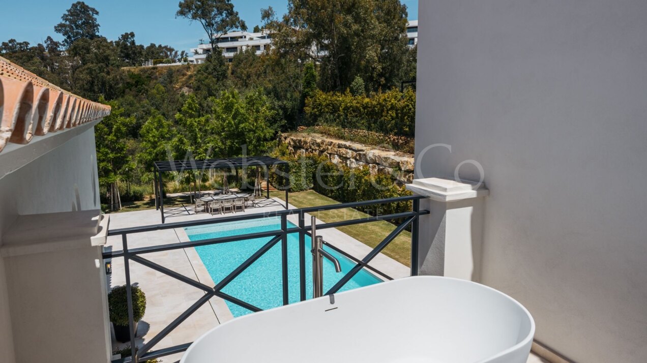 Villa Valora - Elegance & Design in Nueva Andalucía