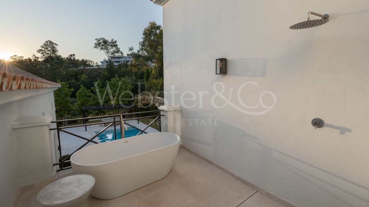 Villa Valora - Elegance & Design in Nueva Andalucía