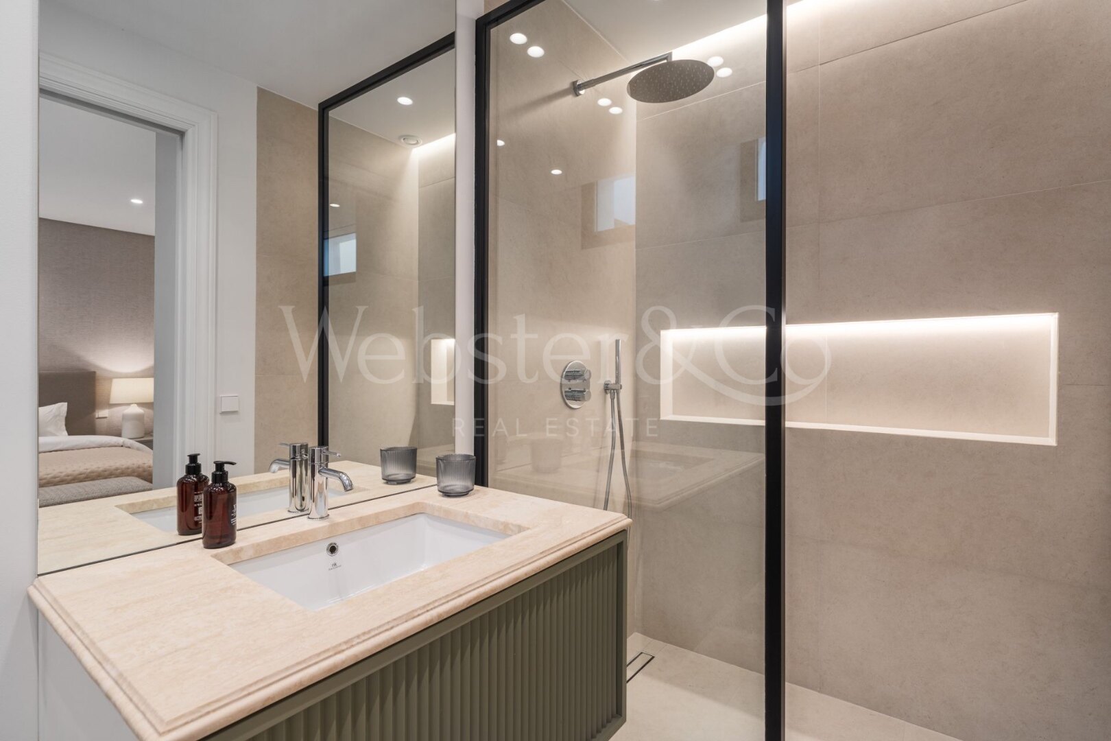 Villa Valora - Elegance & Design in Nueva Andalucía