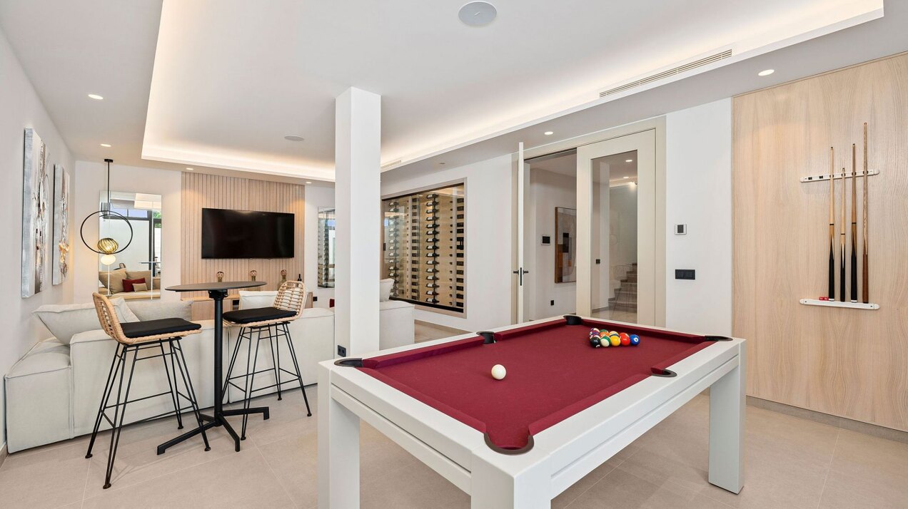 Comfort & privacy in architectural masterpiece