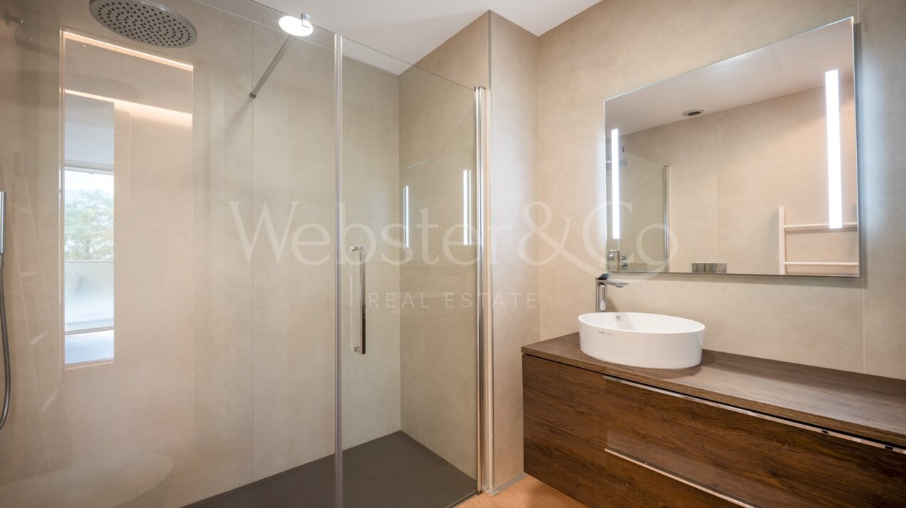 Apartment Sea Breeze - Beachfront in Estepona