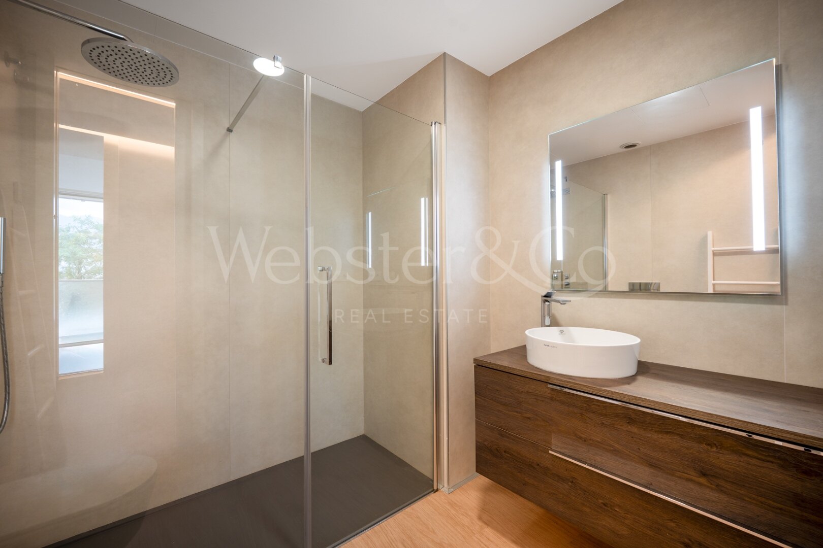 Apartamento Sea Breeze – Lujo en Estepona Playa