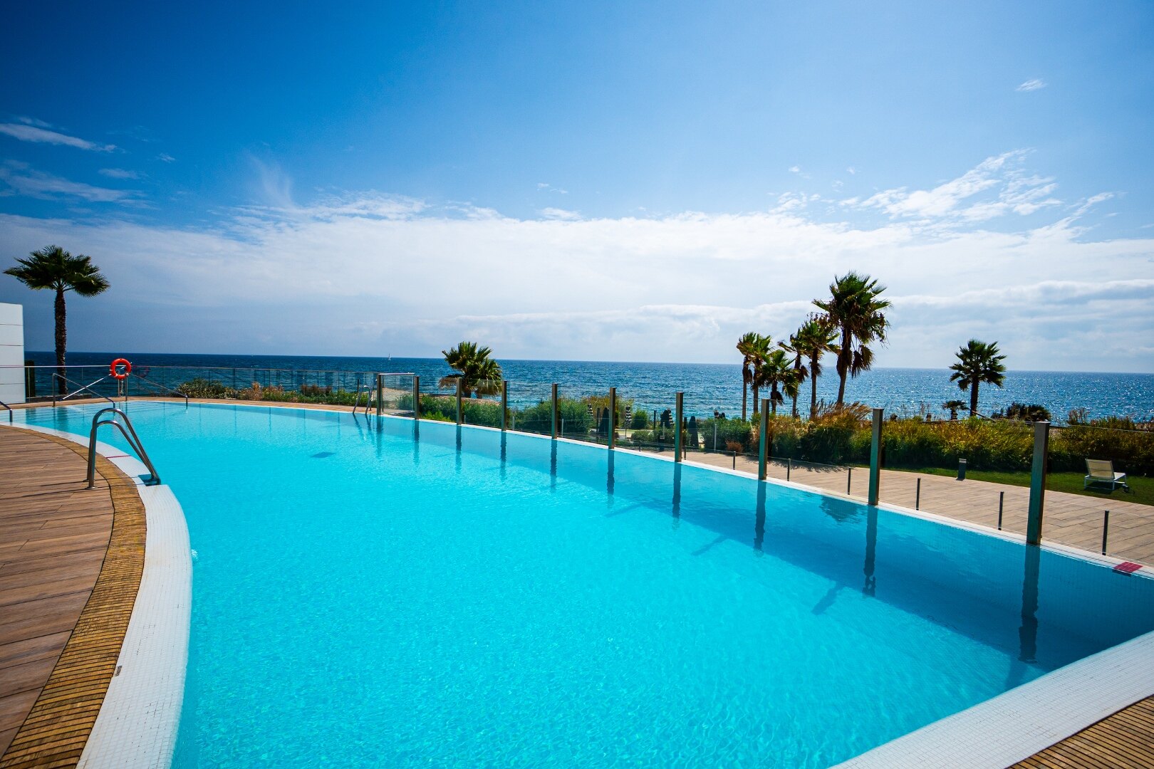 Apartment Sea Breeze - Beachfront in Estepona