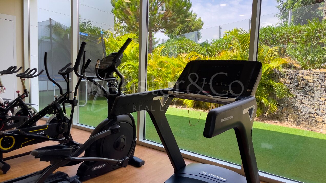 Apartment Sea Breeze - Beachfront in Estepona