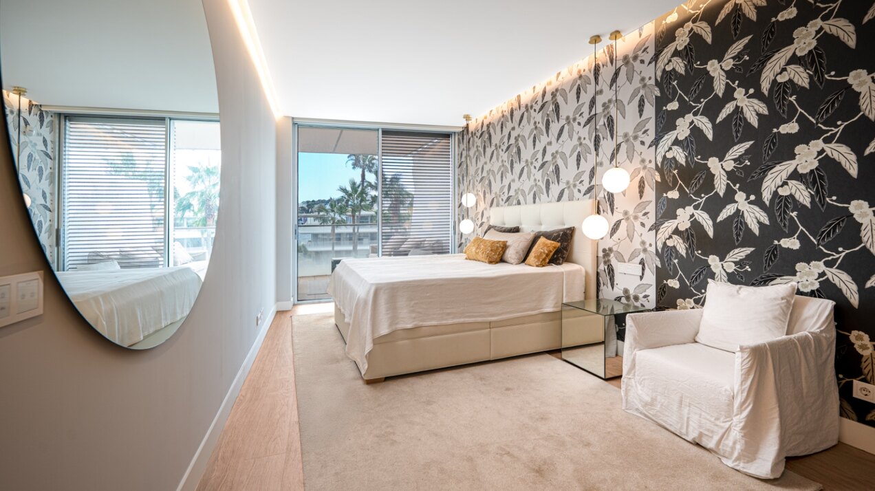 Apartment Sea Breeze - Beachfront in Estepona