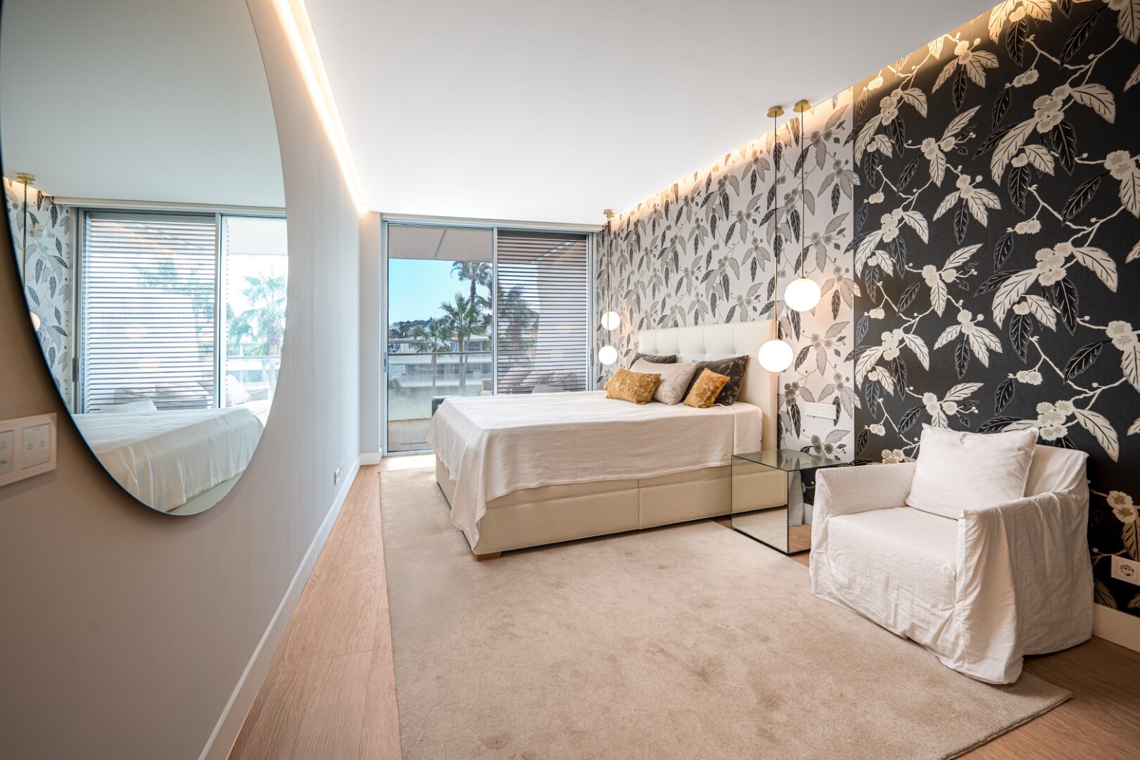 Apartment Sea Breeze - Beachfront in Estepona