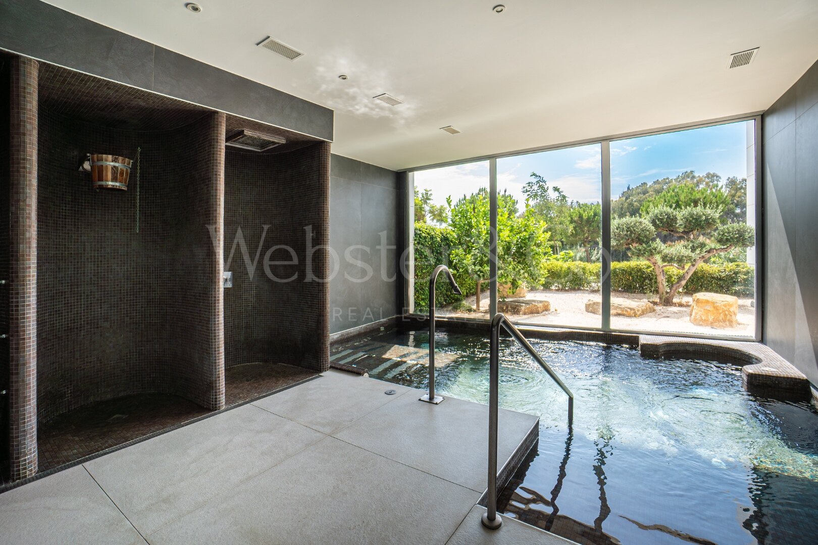 Apartamento Sea Breeze – Lujo en Estepona Playa