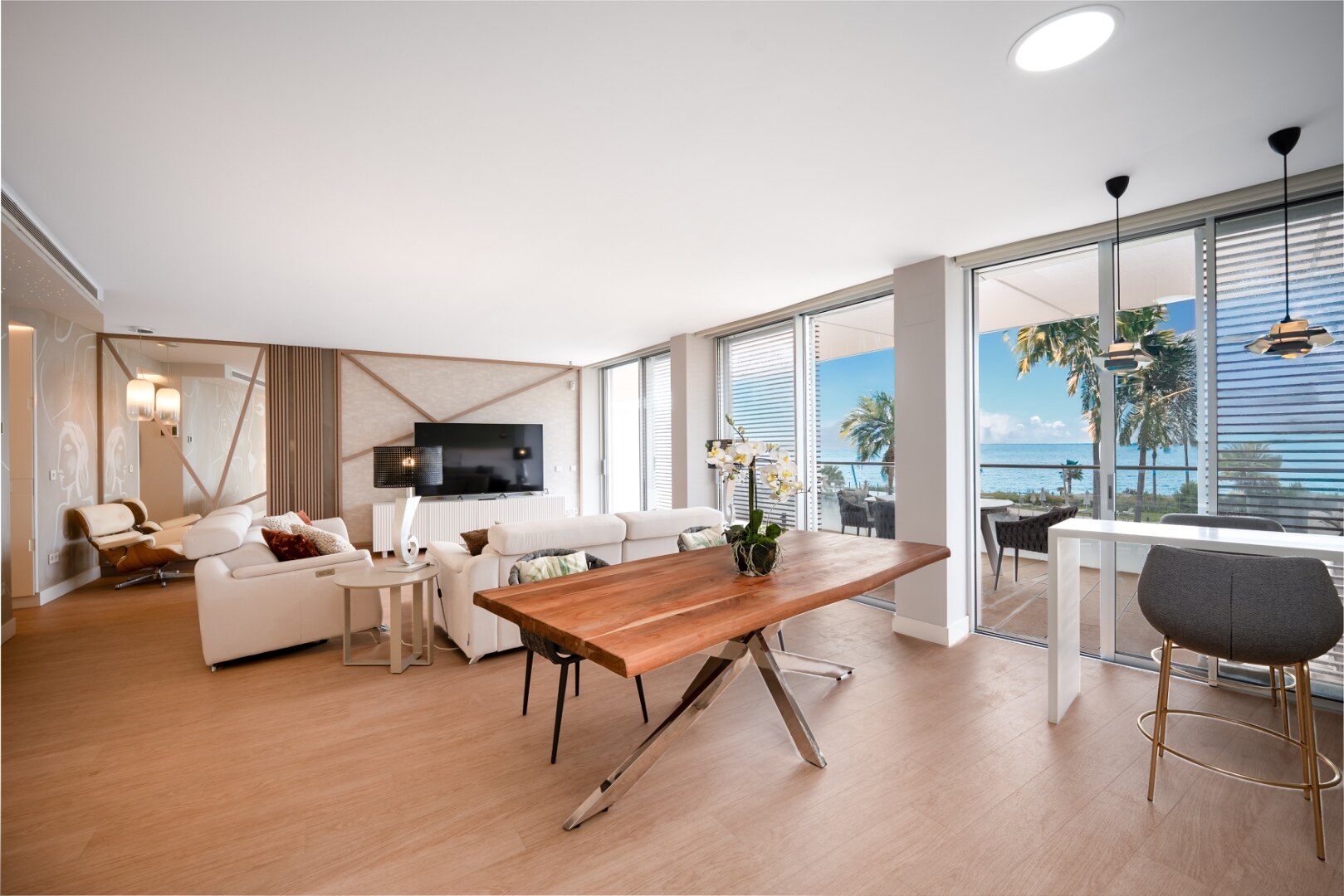 Apartment Sea Breeze - Beachfront in Estepona