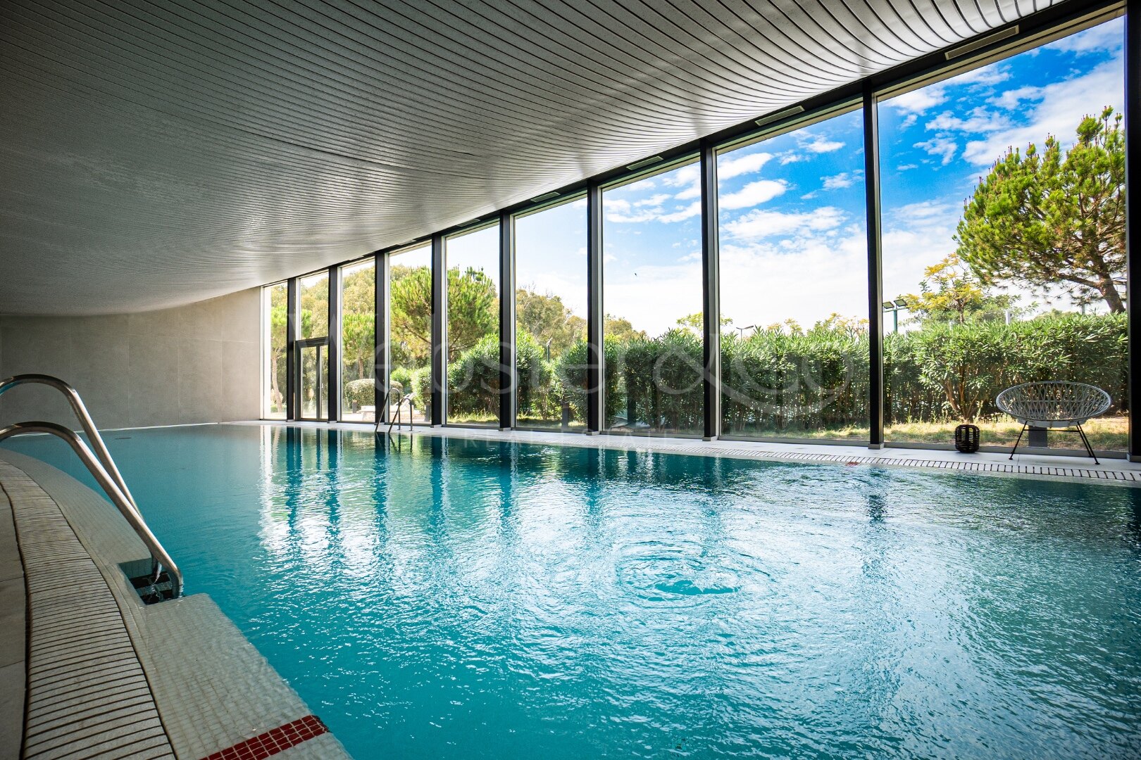 Apartamento Sea Breeze – Lujo en Estepona Playa