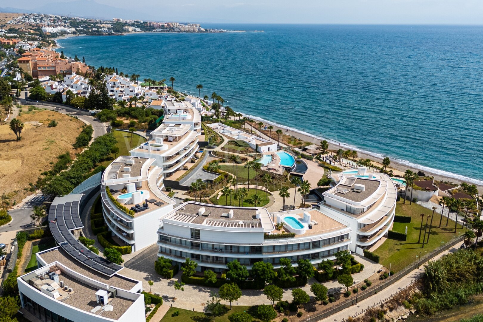 Apartamento Sea Breeze – Lujo en Estepona Playa