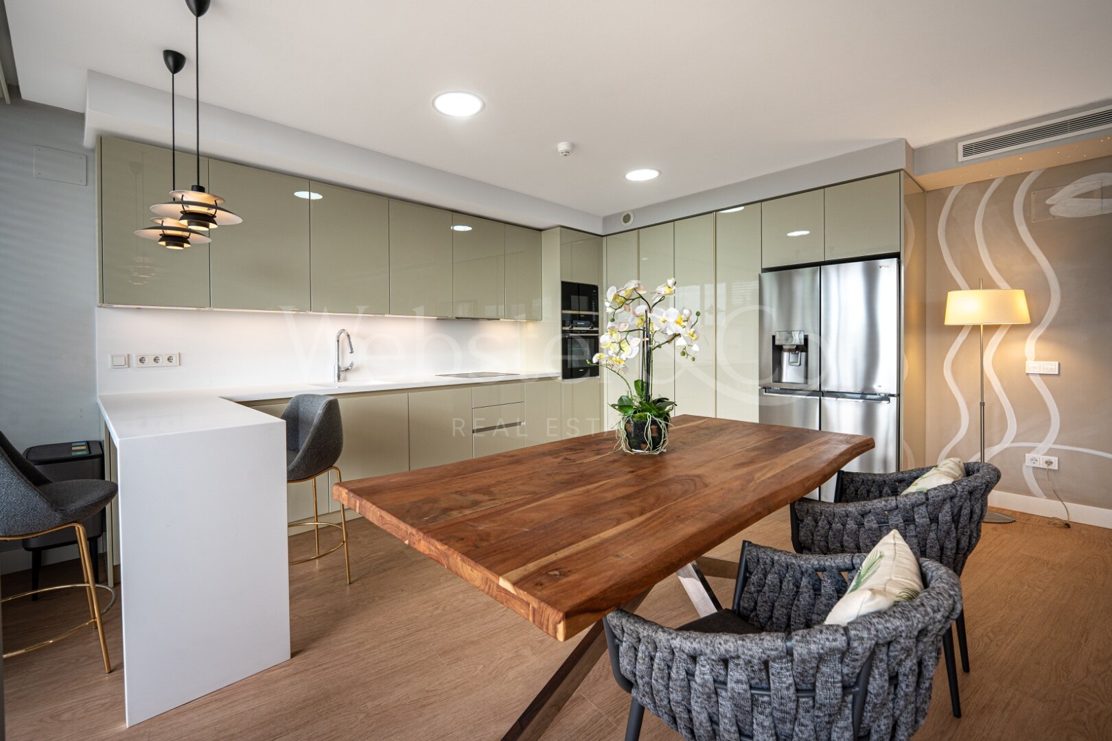 Apartamento Sea Breeze – Lujo en Estepona Playa