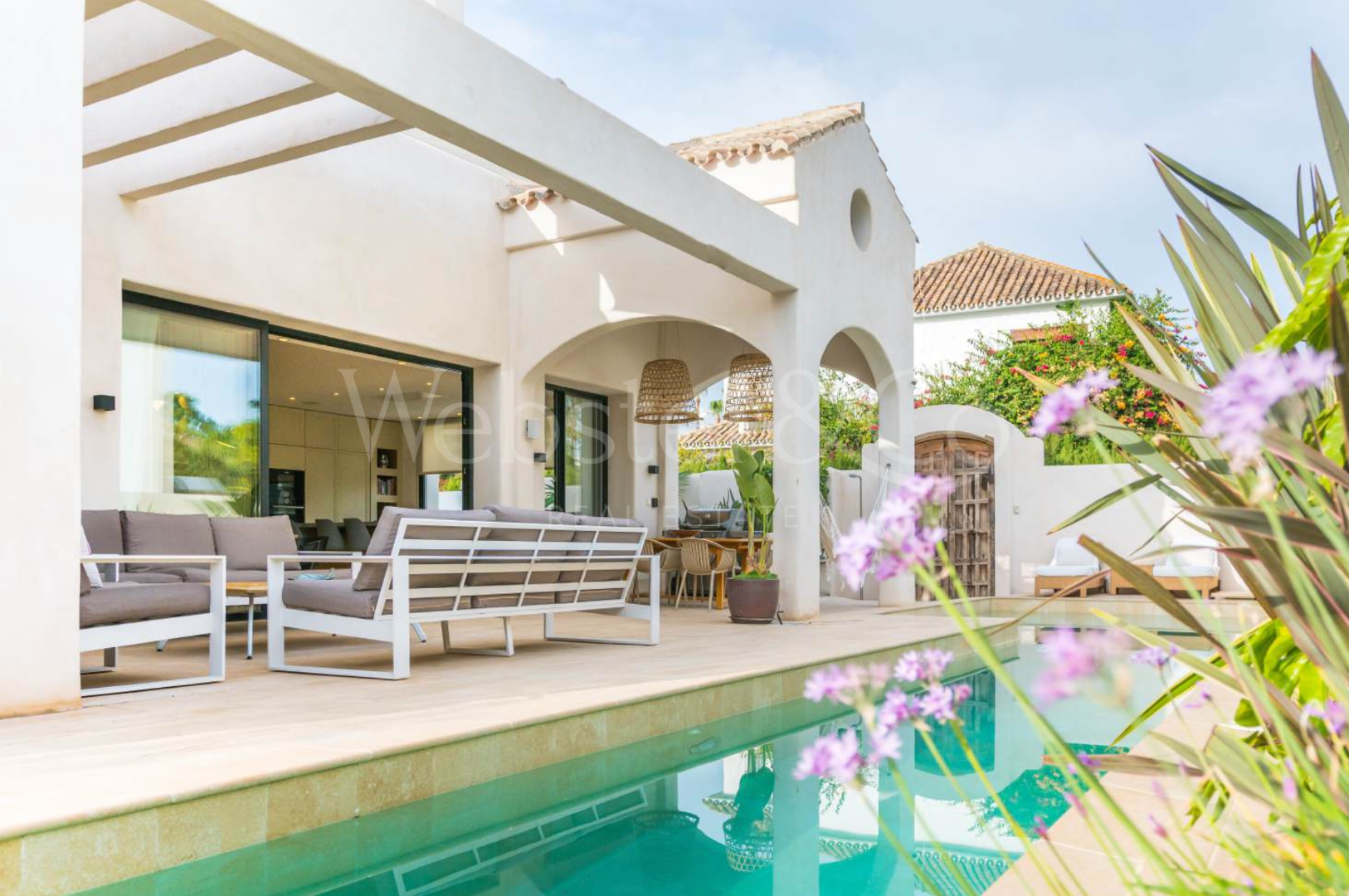 Villa Seashell – Luxury Living on the Beach