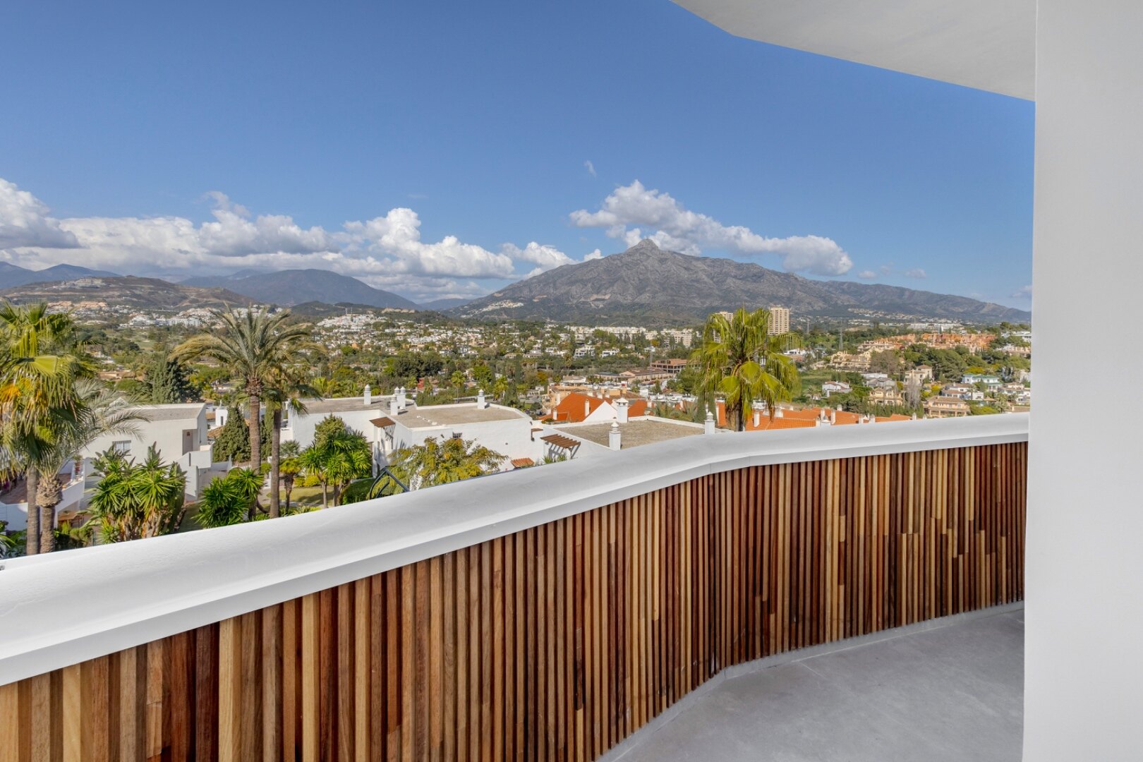 Apartment Valley View - Luxury in Nueva Andalucía