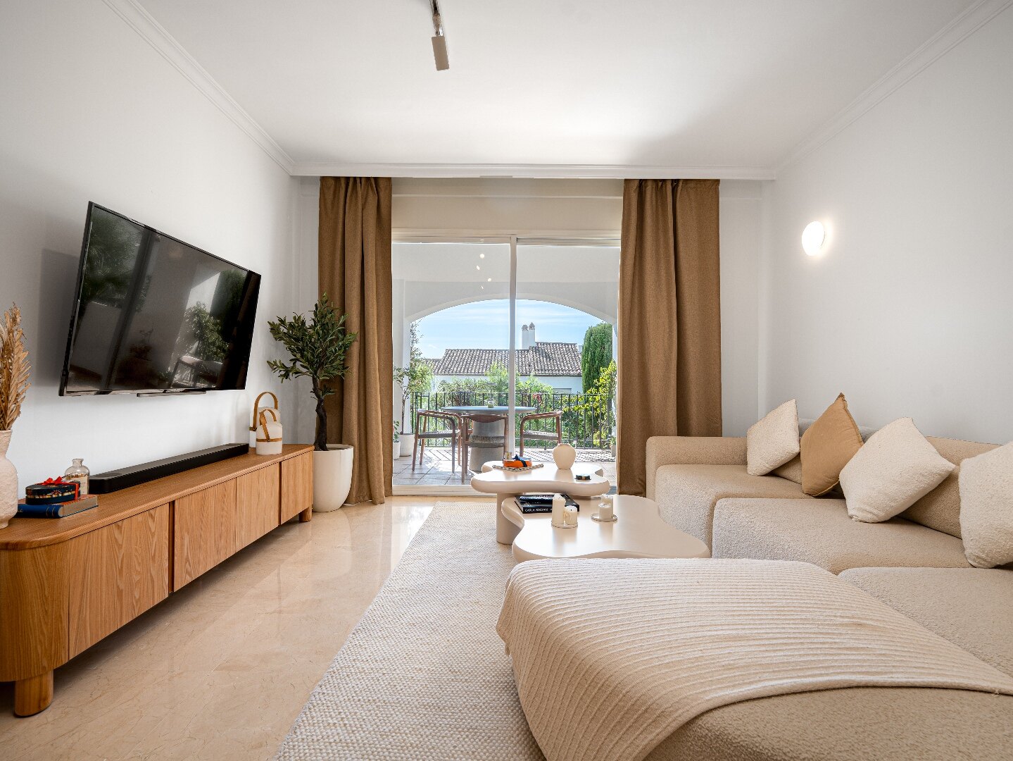 Apartment Armonia - Modern Living in La Quinta
