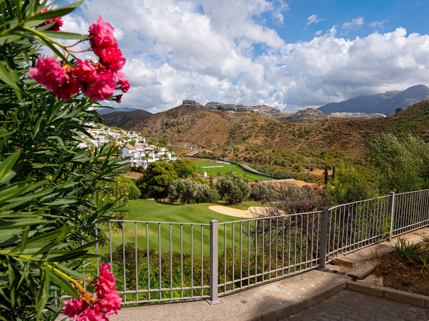 Apartment Armonia - Modern Living in La Quinta