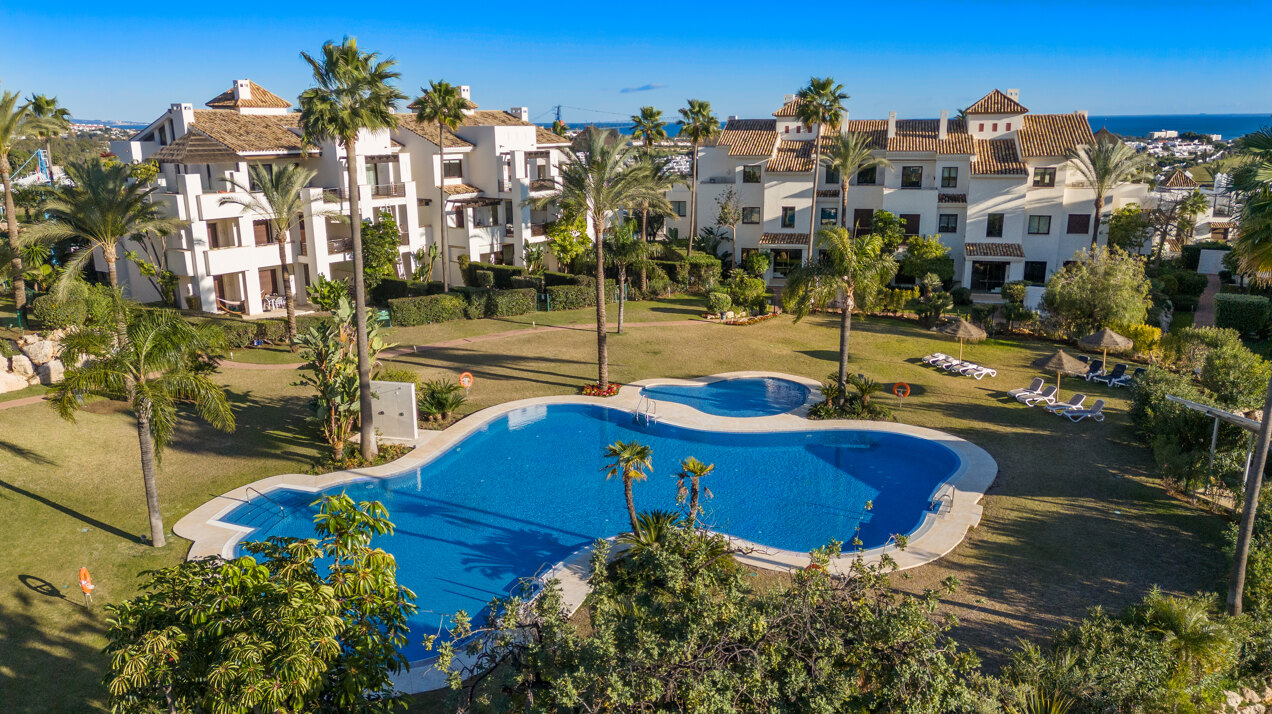 Villa 45, elegant villa in Mirador del Paraiso, Benahavis