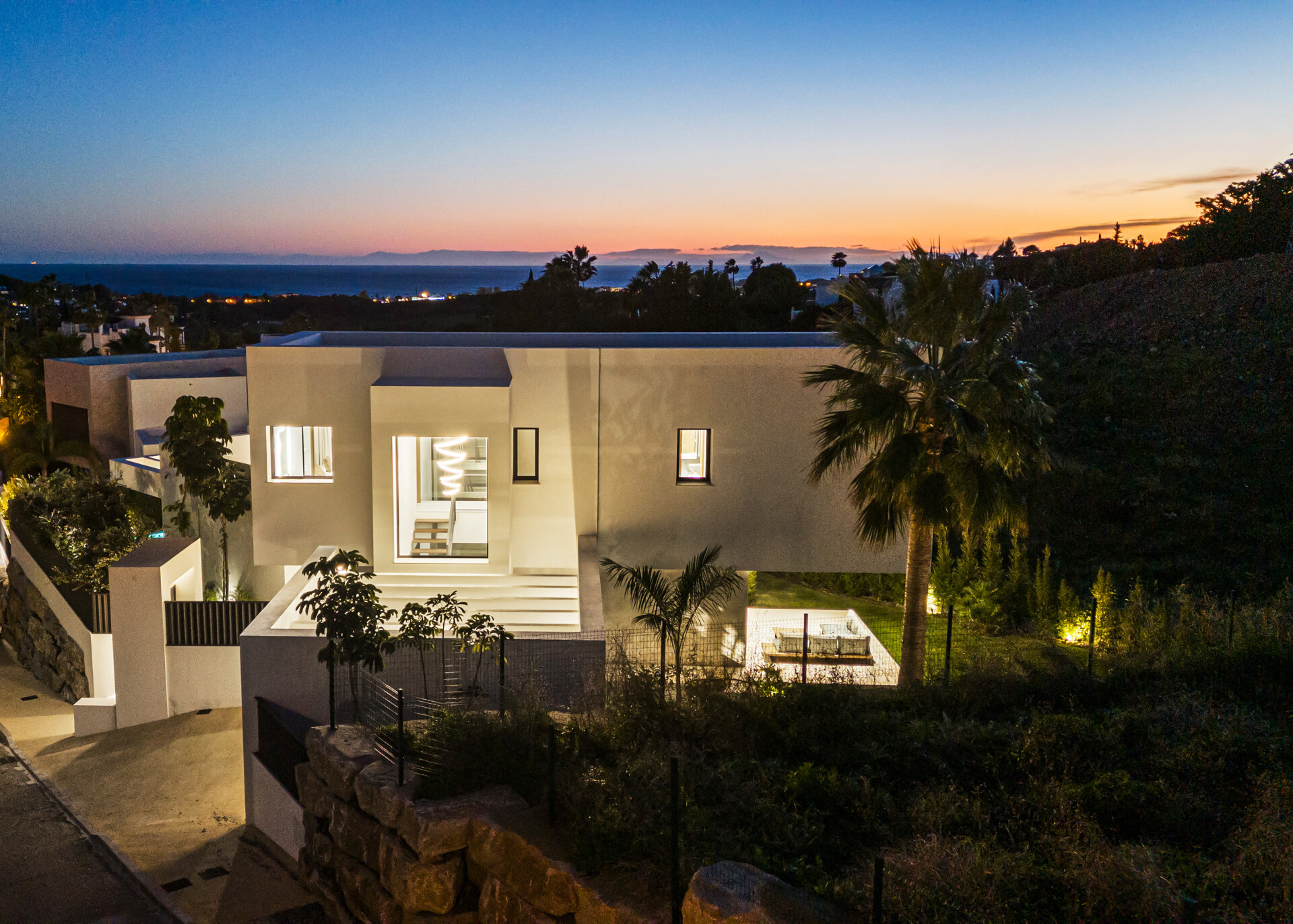 Villa 45, elegant villa in Mirador del Paraiso, Benahavis