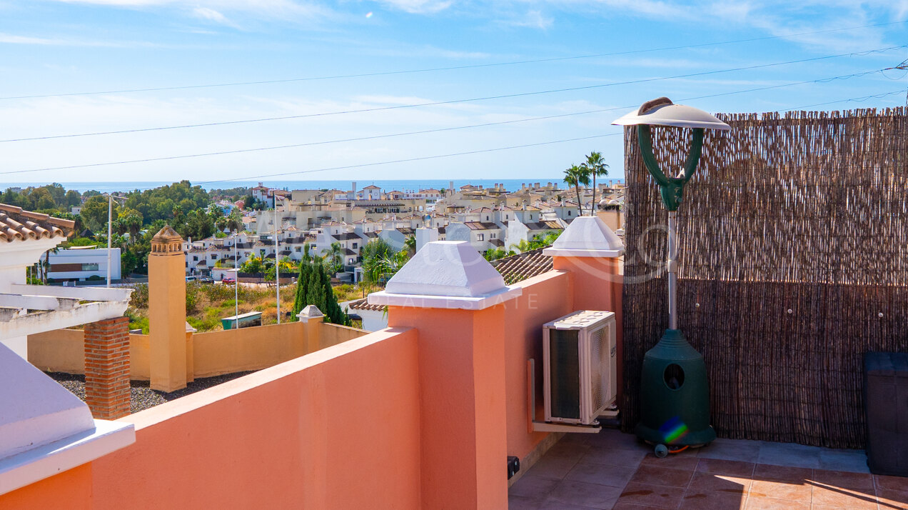 Townhouse Rosa - Andalucian Elegance in Estepona