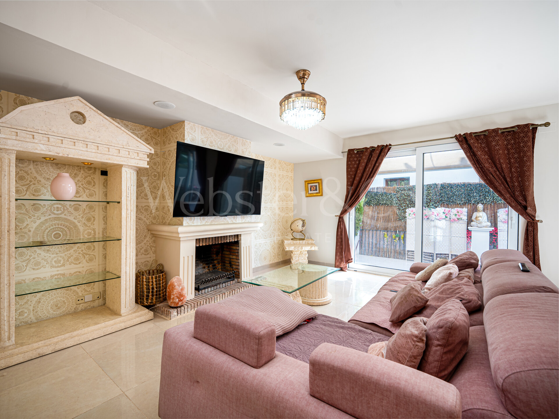 Townhouse Rosa - Andalucian Elegance in Estepona