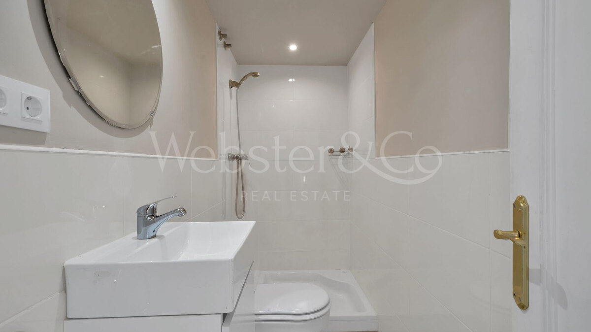 Townhouse Rosa - Andalucian Elegance in Estepona