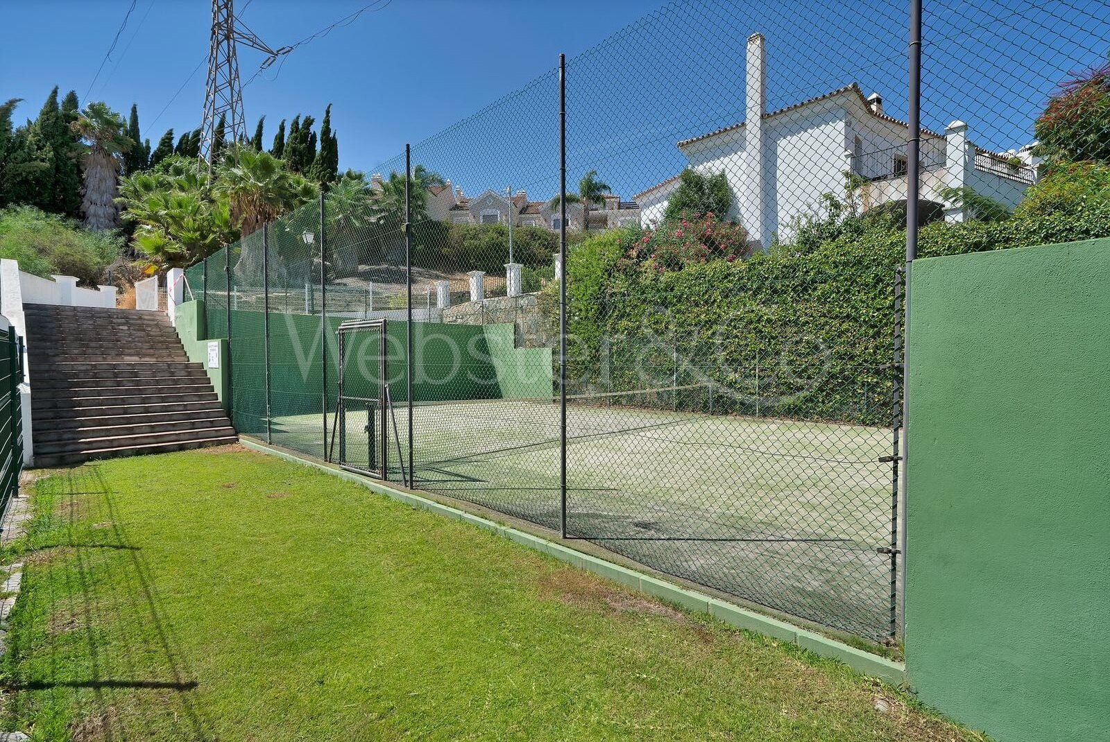 Townhouse Rosa - Andalucian Elegance in Estepona