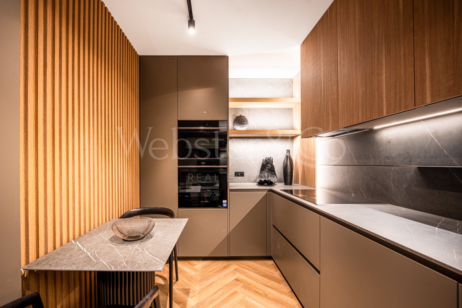 Townhouse The Nest - Renovated Elegance in Benahavís