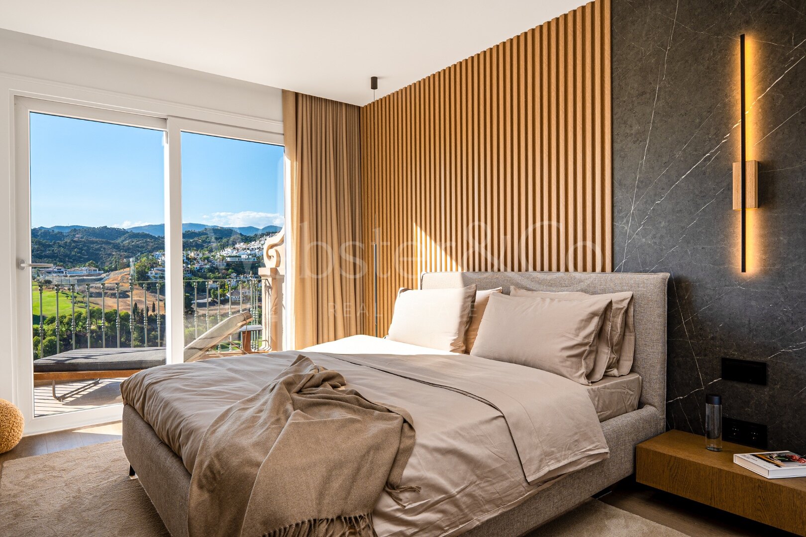 Townhouse The Nest - Renovated Elegance in Benahavís