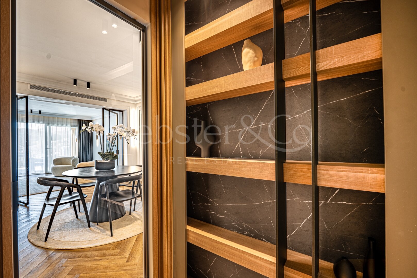 Townhouse The Nest - Renovated Elegance in Benahavís