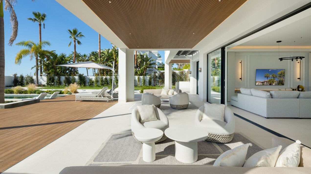 Striking residence offers a life of sophistication