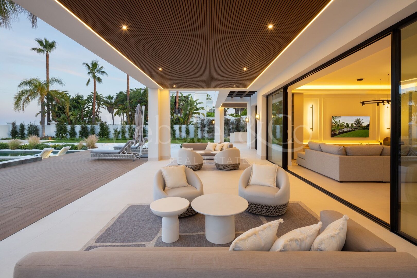 Villa Solace – Hogar Exquisita en Monte Halcones