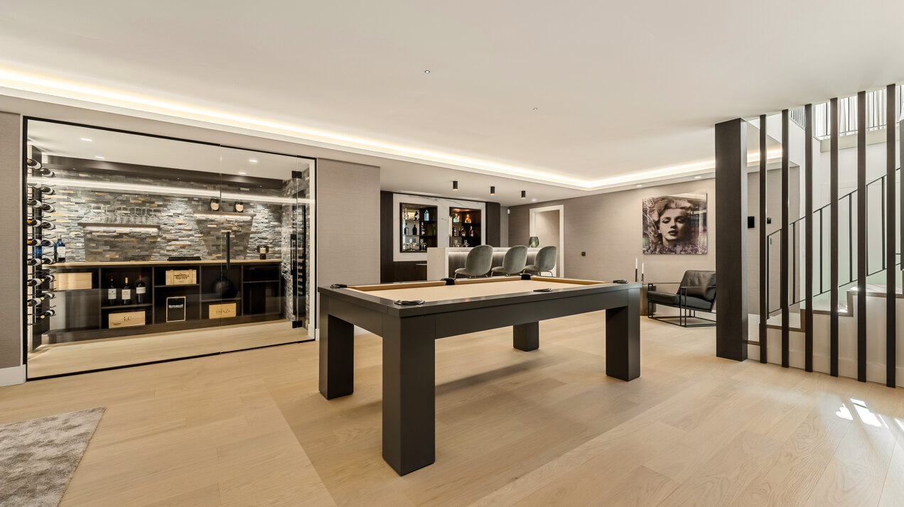 Exquisitely renovated Andalusian-style residence