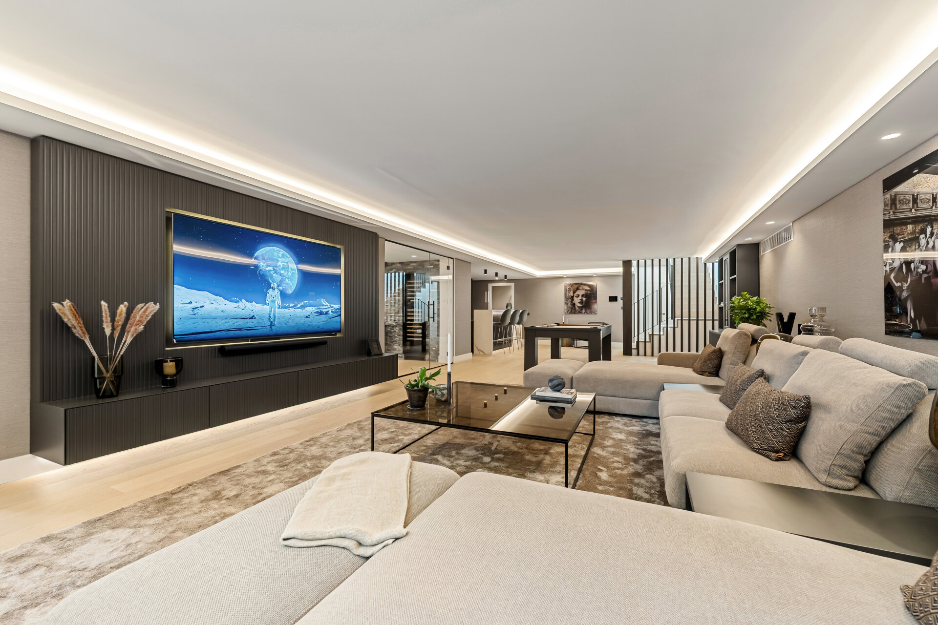 Exquisitely renovated Andalusian-style residence