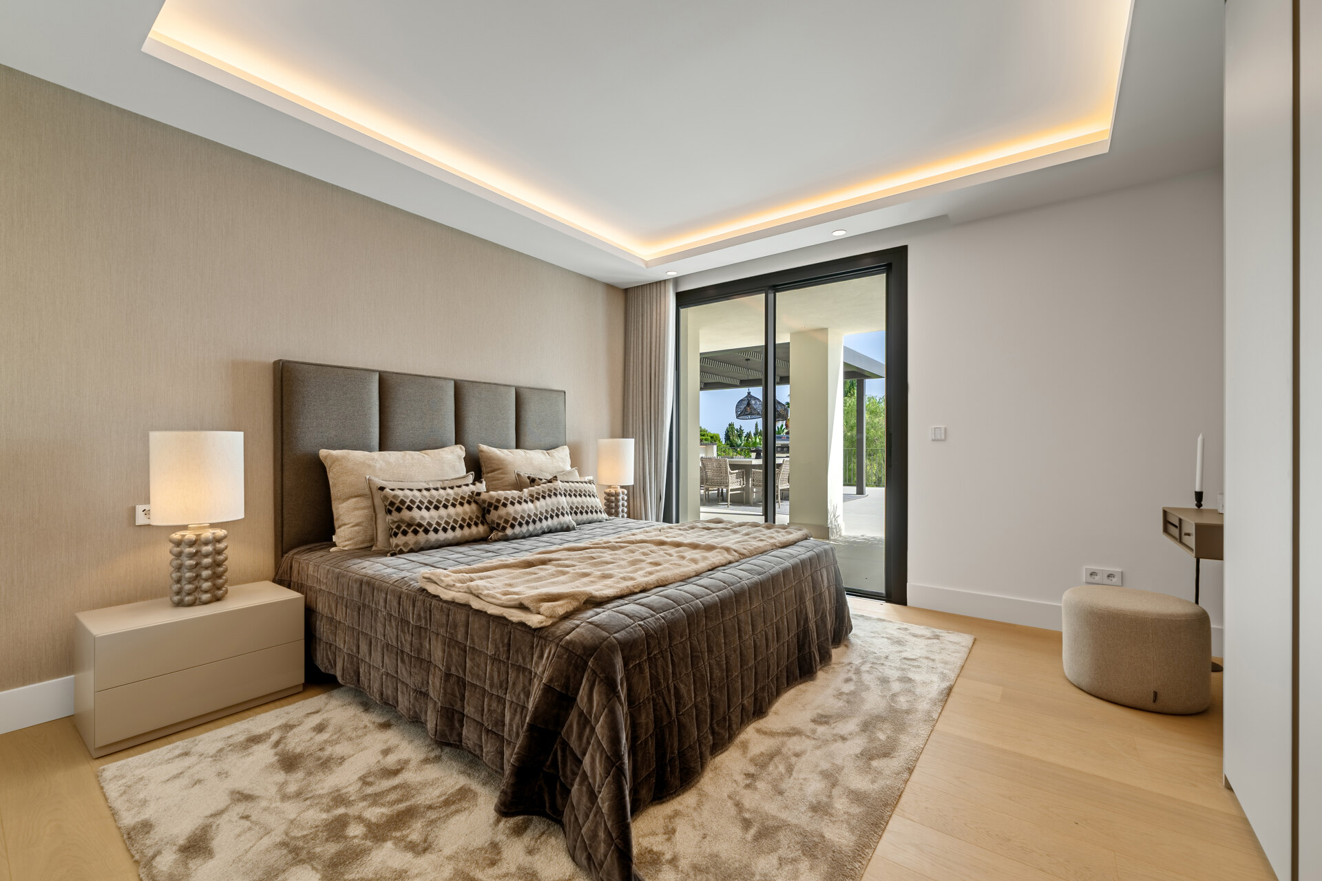 Exquisitely renovated Andalusian-style residence