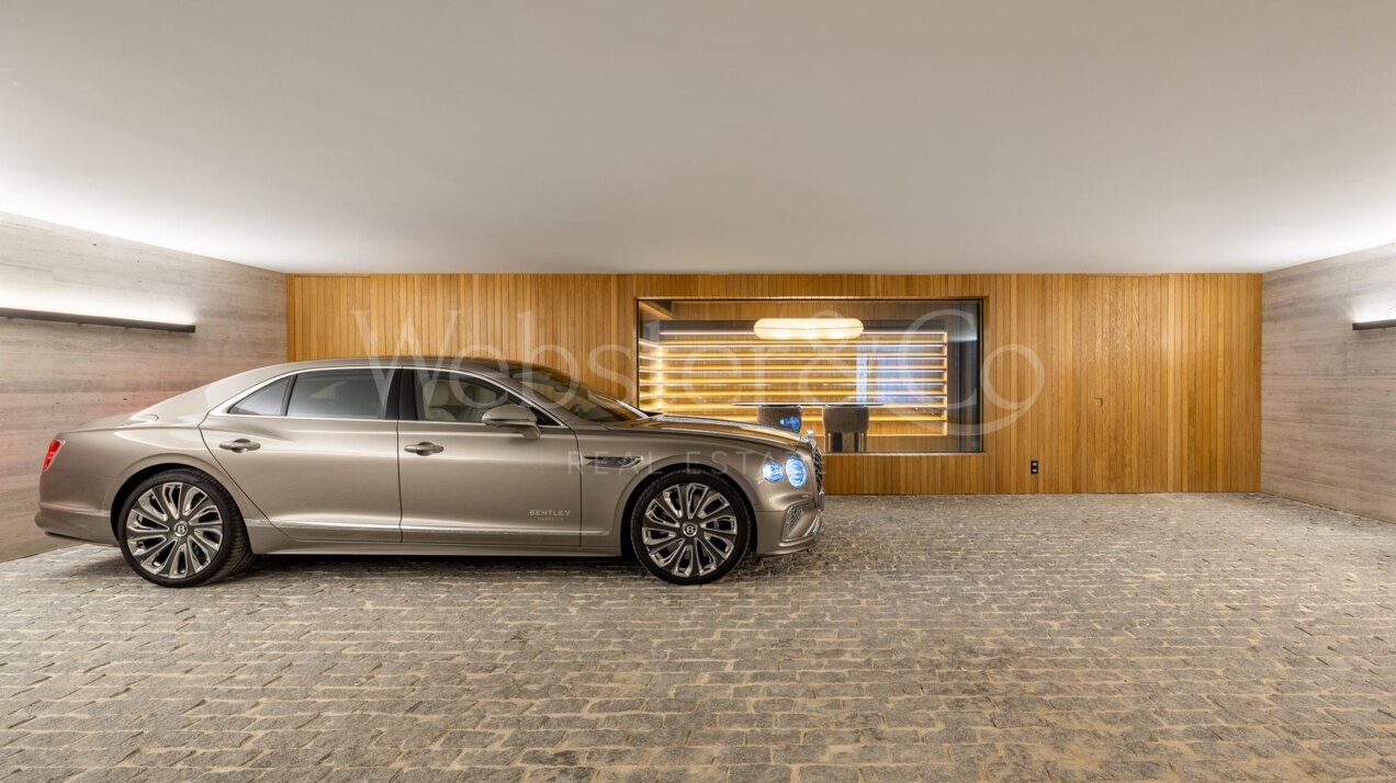 Villa Alia - Striking Property in El Madroñal