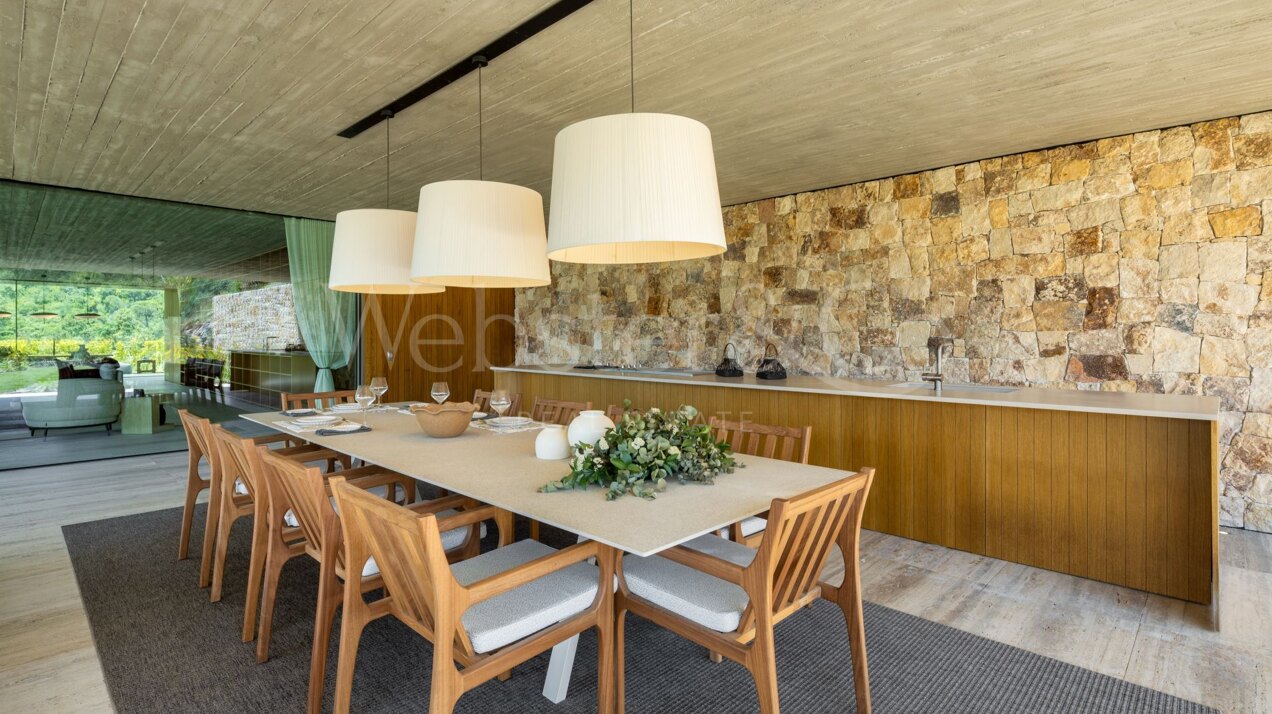 Villa Alia - Striking Property in El Madroñal