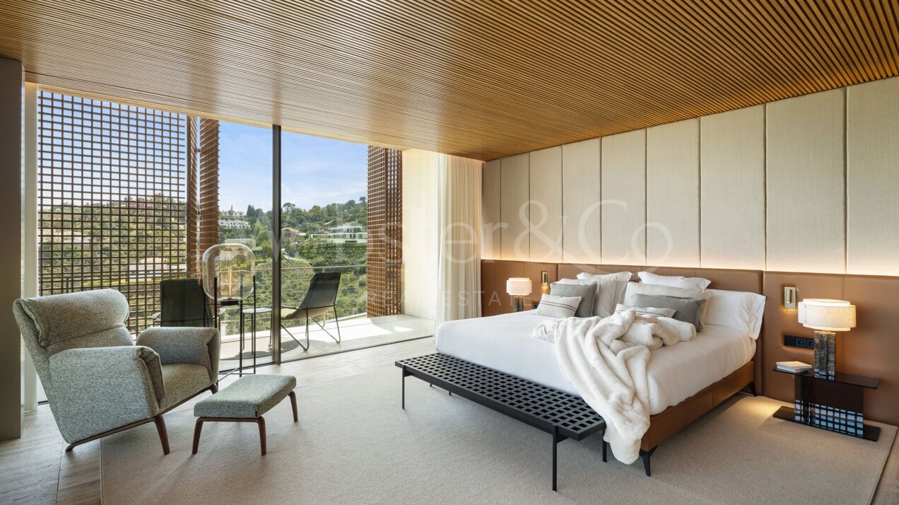 Villa Alia - Striking Property in El Madroñal