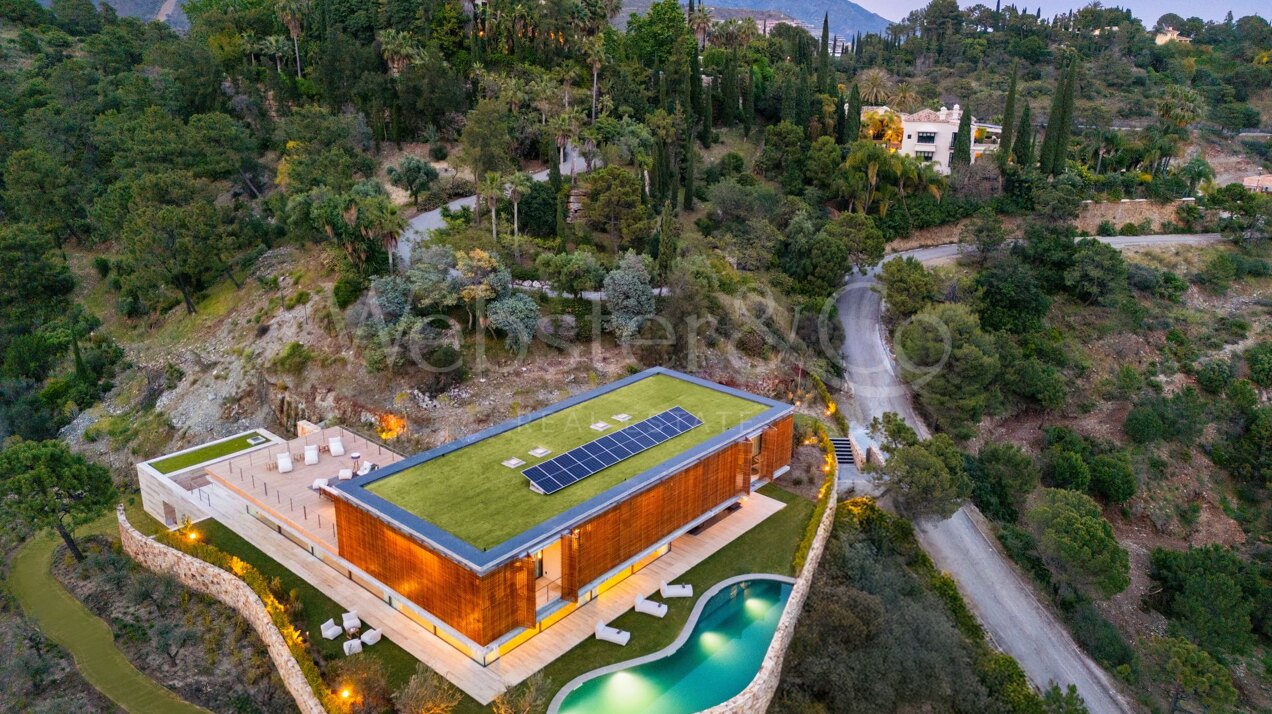 Villa Alia - Striking Property in El Madroñal