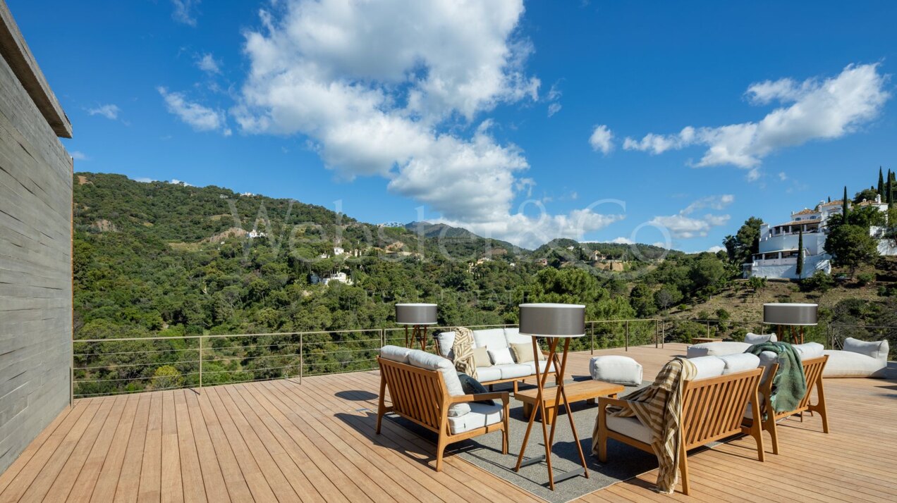 Villa Alia - Striking Property in El Madroñal