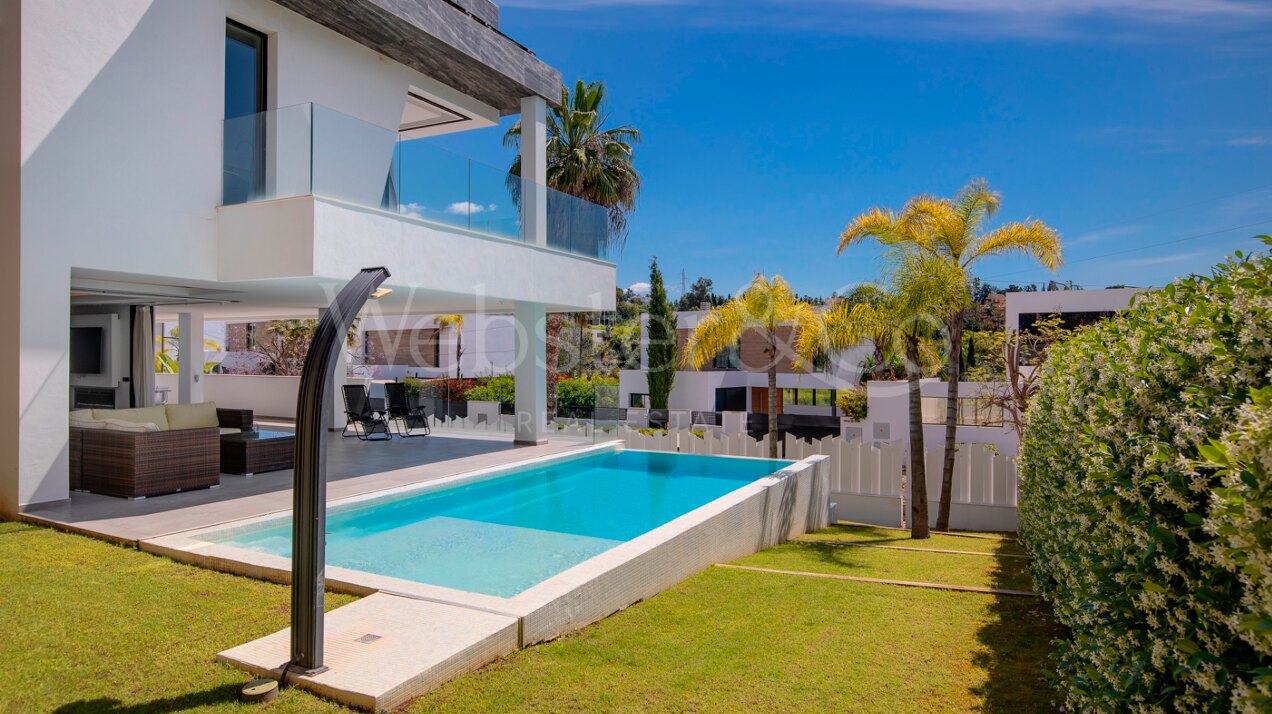 Villa Noble - New Contemporary Villa, El Campanario