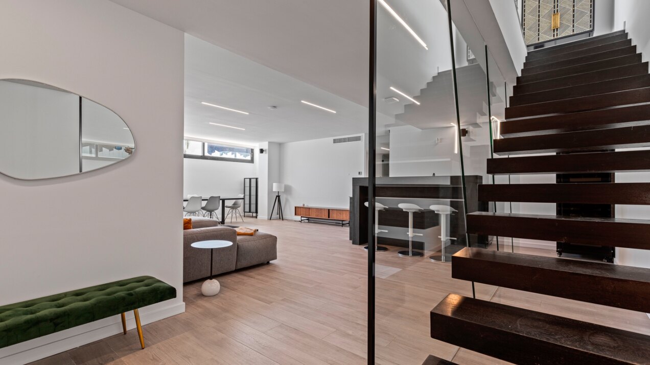 Modern Beachside Villa in El Campanario
