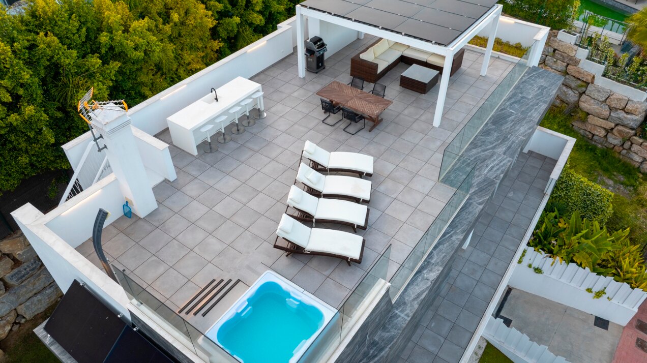 Modern Beachside Villa in El Campanario